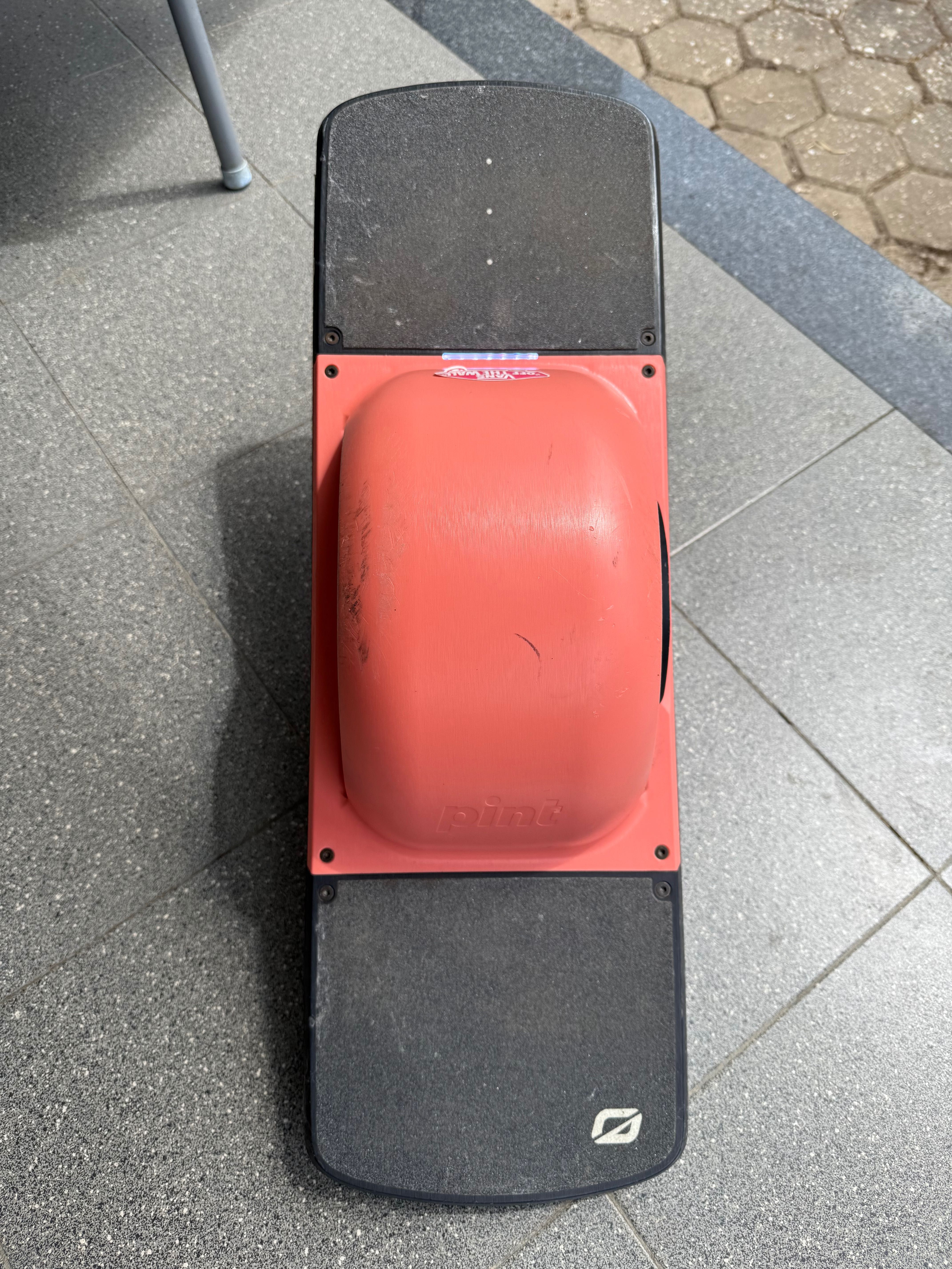 OneWheel Pint  em Bom Estado c/ Rail Salmão