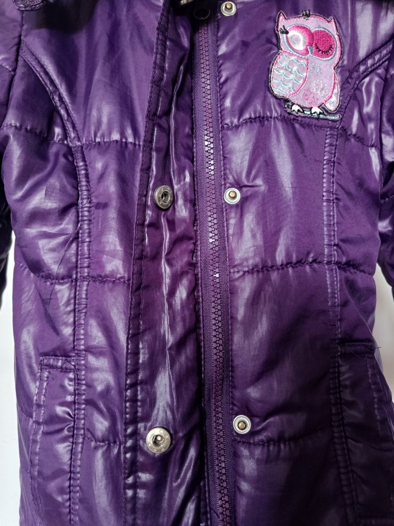 Fioletowa ciepła kurtka zimowa dla dziewczynki rozmiar 110