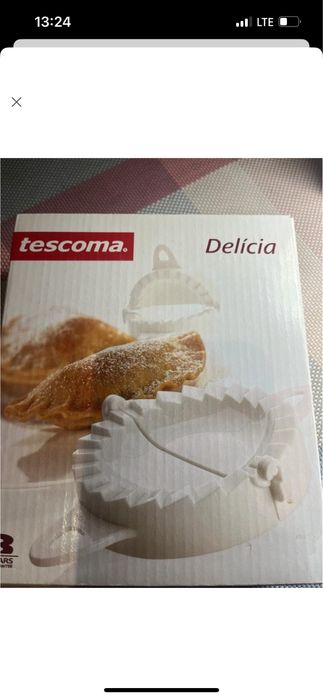 Подушка под шею в самолет/машину. Tescoma для лепки вареников, равиоли