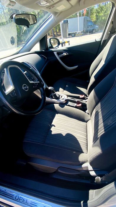 Opel Astra Sports Tourer - Impecavel