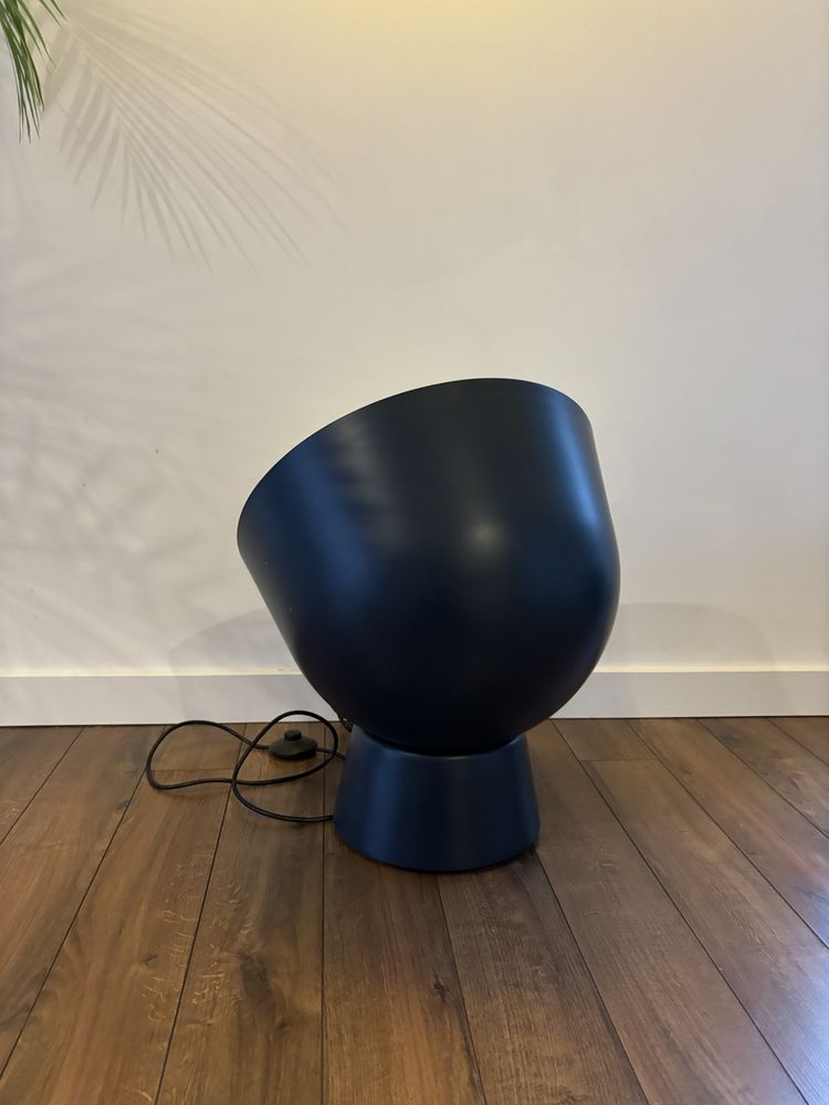 Lampa stojaca antracytowa