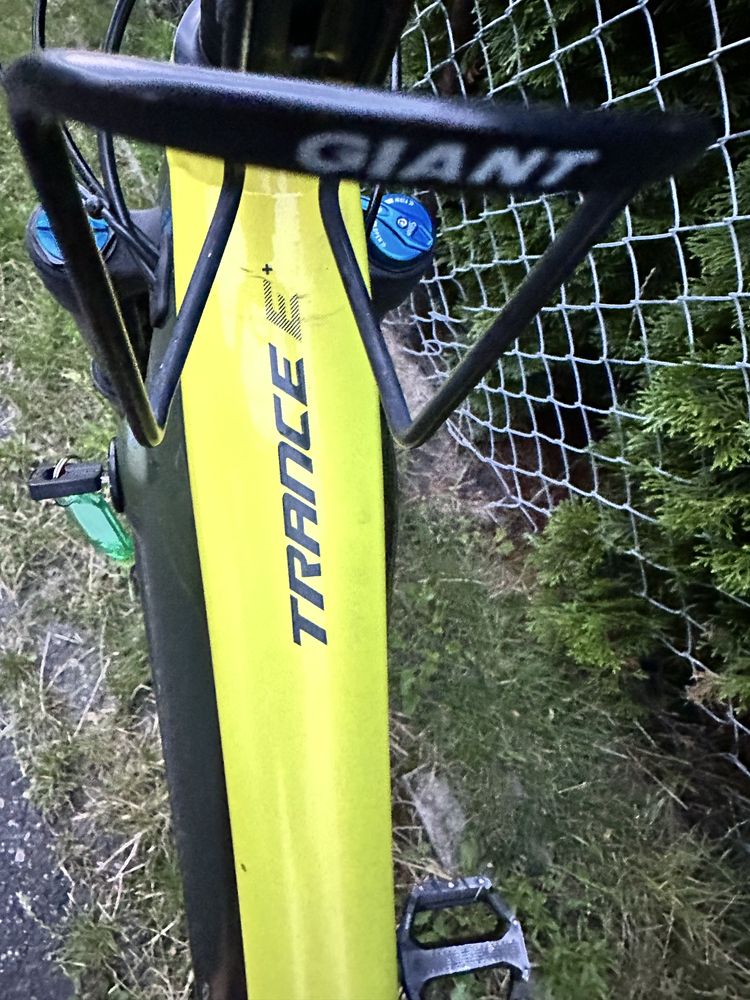 Rower elektryczny GIANT TRANCE E+   full