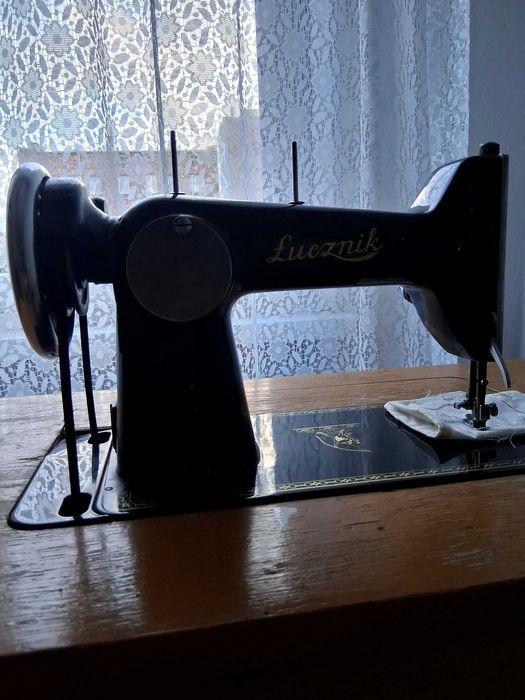 Maszyna do szycia Łucznik