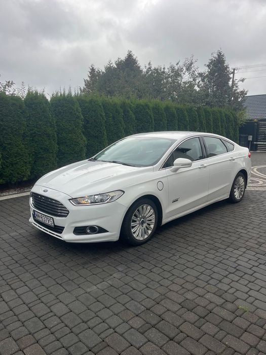 Ford Fusion Ford fusion hybryda plug in z silnikiem 2.0 i automatyczną skrzynią bi