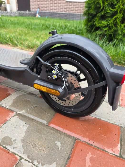 Електросамокат Xiaomi