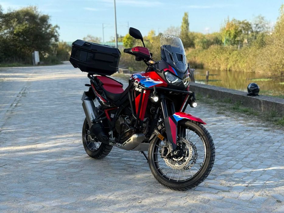 Honda Africa Twin 2024 CRF1100L versão manual Apenas 9500km