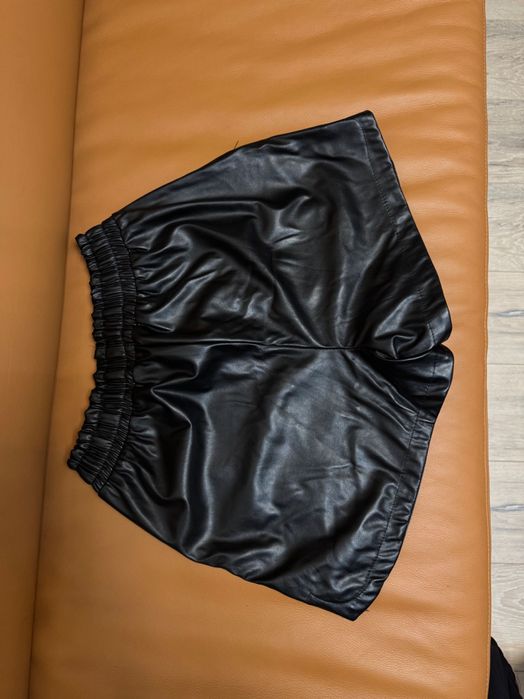 Шкіряні шорти XS-S