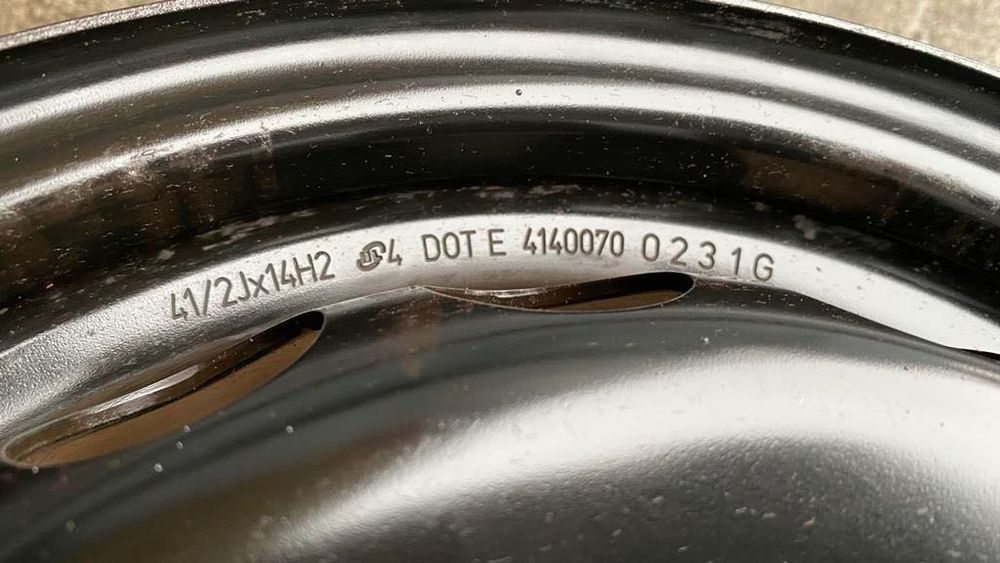 8670 Używana felga stalowa Aygo II / 108 / C1 II 4.50-14 4x100  ET: 35