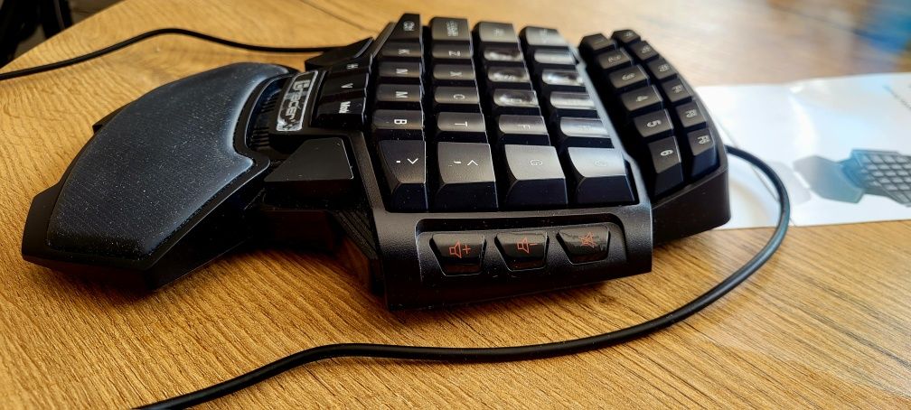Tracer Avenger TRK-323 klawiatura keypad do PC gaming