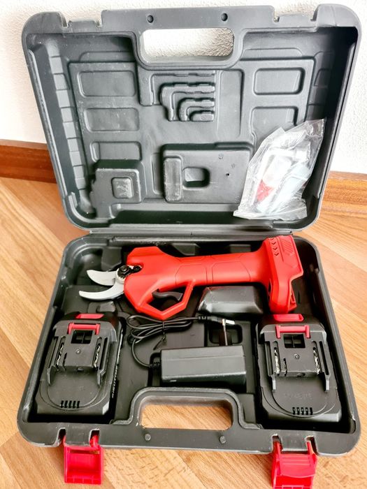 Tesoura de poda eléctrica