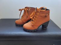 Buty, botki używane