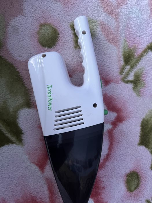 Ручний пилосос на батарейках Powerturbo