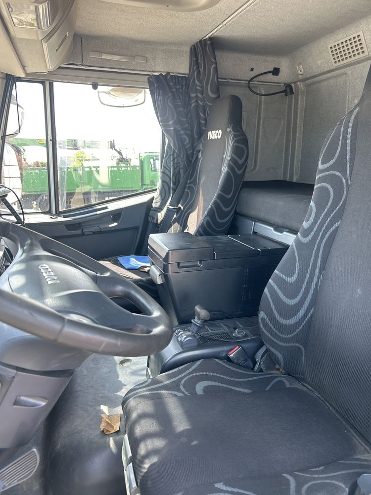 Iveco Eurocargo  120e28 HDS Hiab 077