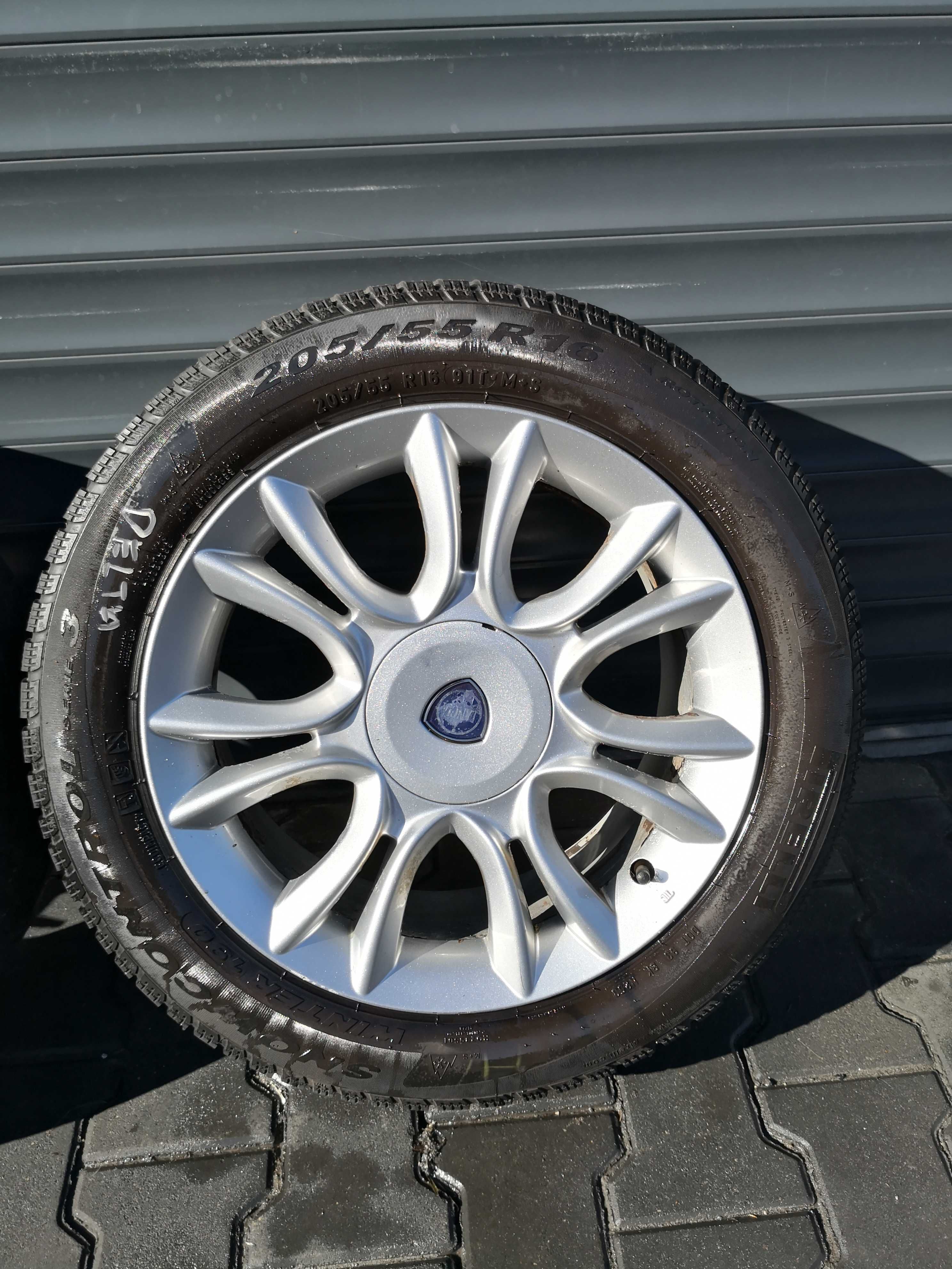 Koła Felgi Alufelgi zimówki R16" LANCIA DELTA III