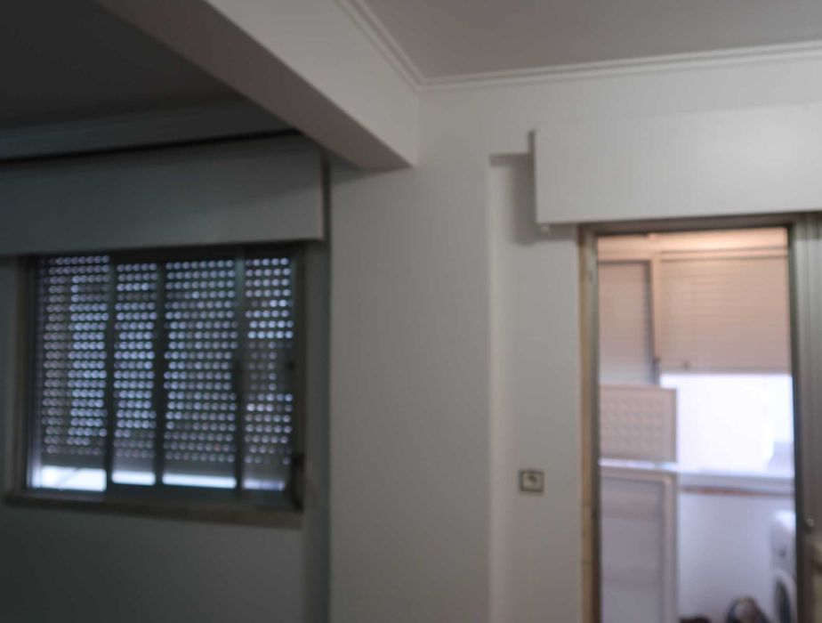 Magnífico T0, junto à Estação do Cacém