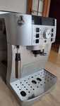 Ekspres DeLonghi Magnifica S srebrny