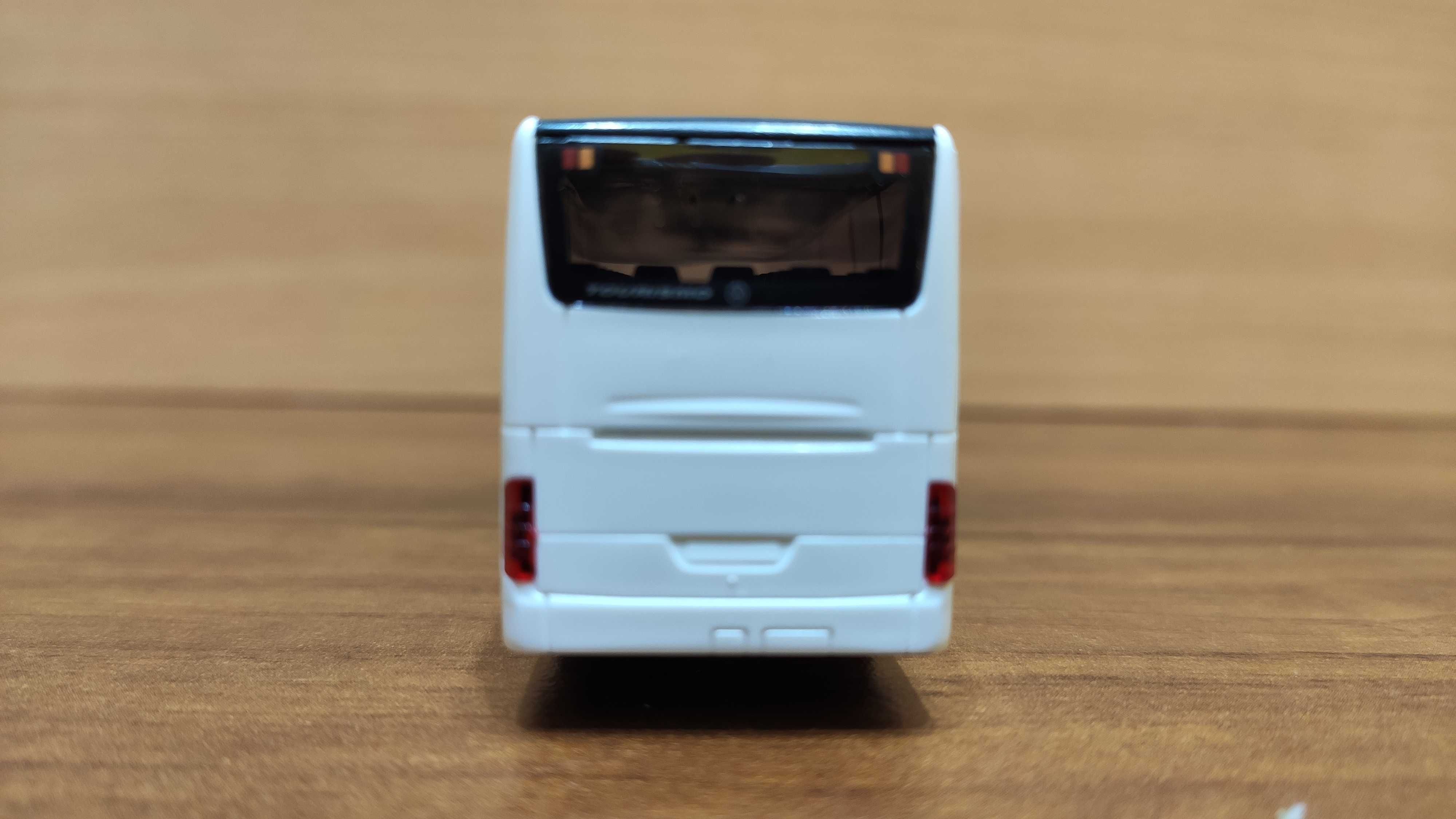 Model autobusu: Mercedes Benz Tourismo - H.Klügel Kunststoffteil [AWM]