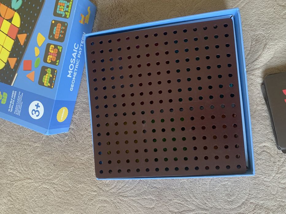 Розвиваюча іграшка для дитини 3+ Мозаїка геометричні фігури Midder 3+