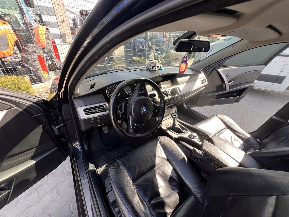 Продаю доглянуту BMW 525D