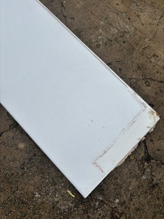 Parapety z demontazu 30x258