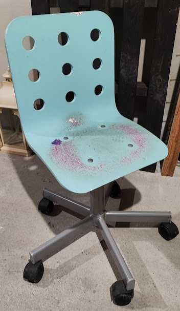 Krzesło dla dziecka Ikea Jules 292.077.12 używane, do regeneracji.