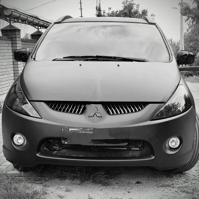 Продам mitsubishi grand