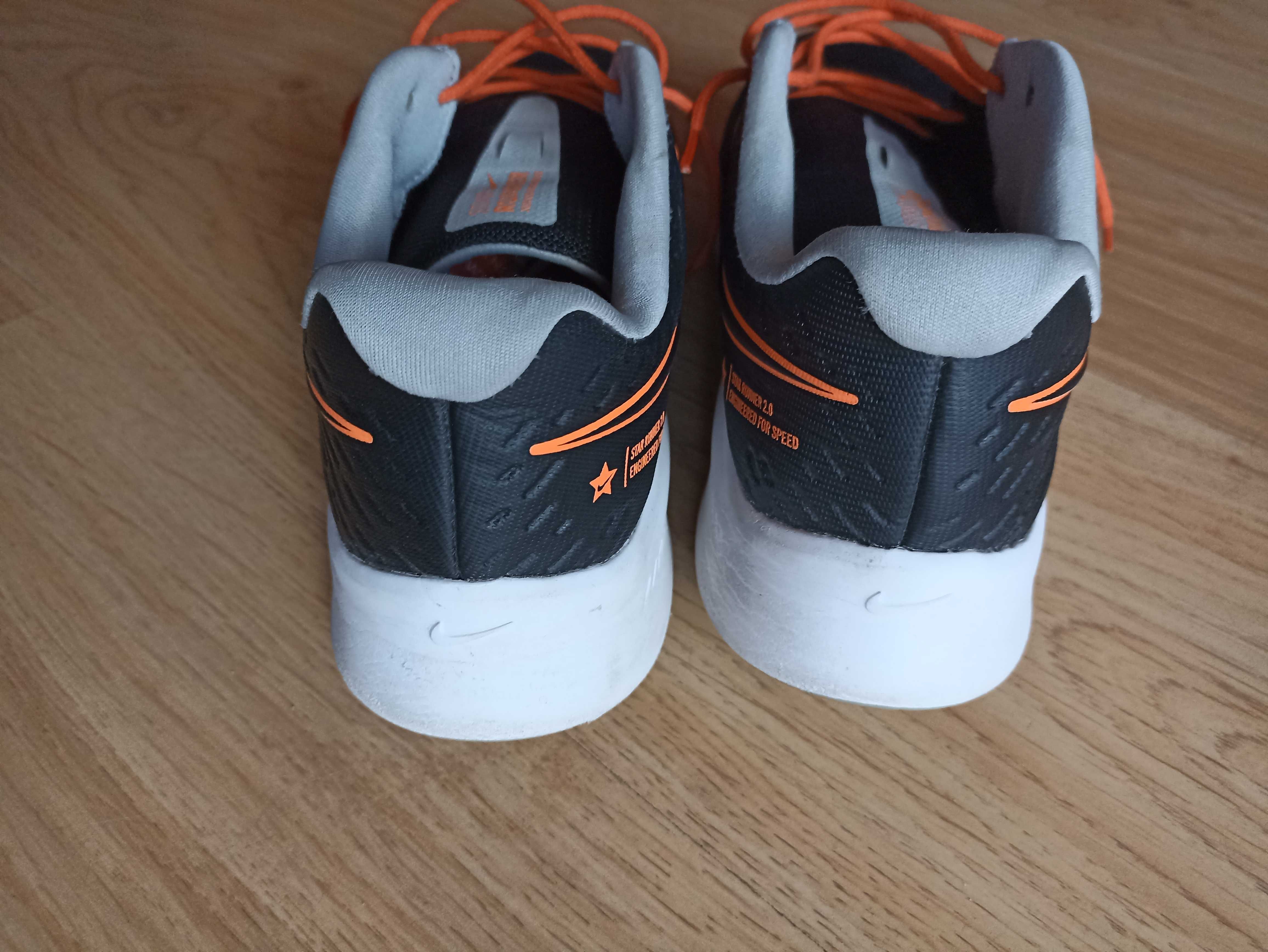 Buty sportowe NIKE