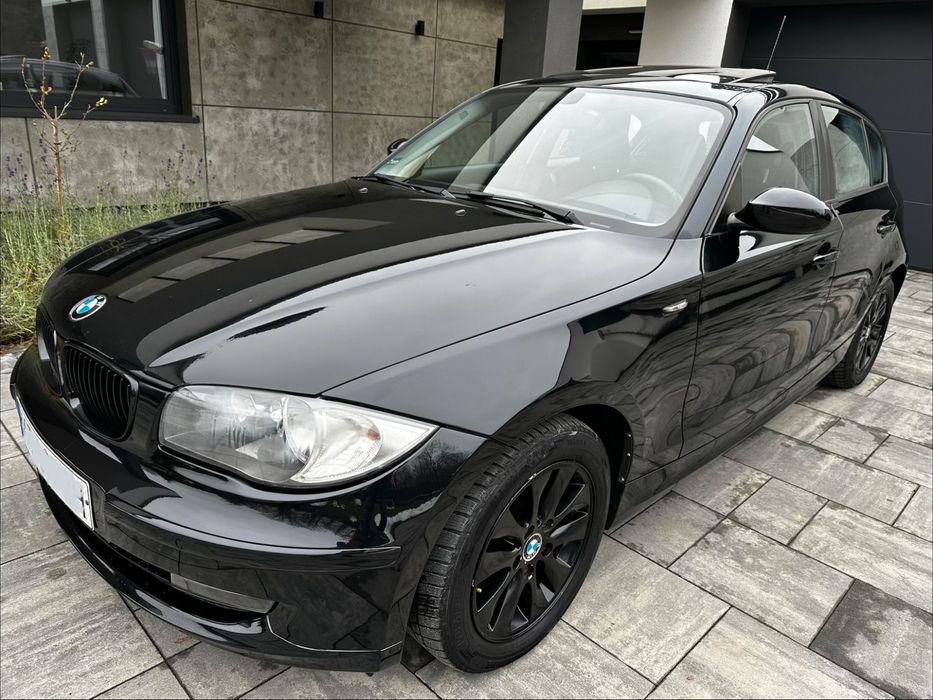 BMW Seria 1 Automat/black edition/idealny stan/szyber/2komplety/navigacja/pdc