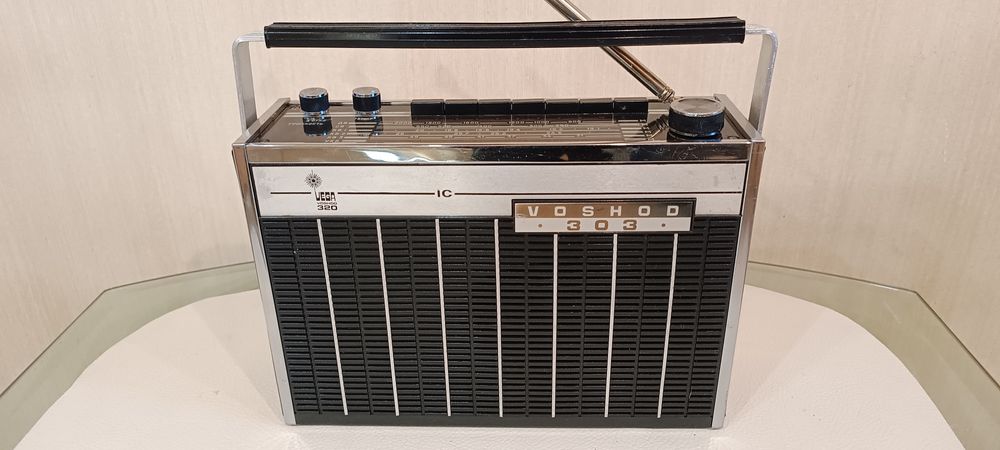 Радиоприемник VEGA voshod 303