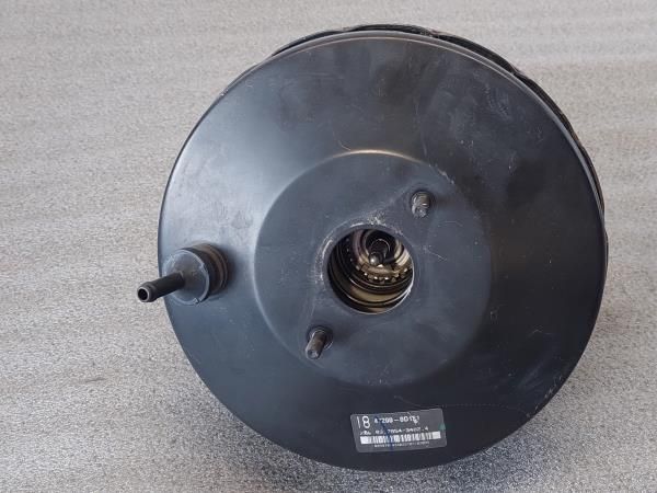 Servofreio TOYOTA Yaris (_P9_)