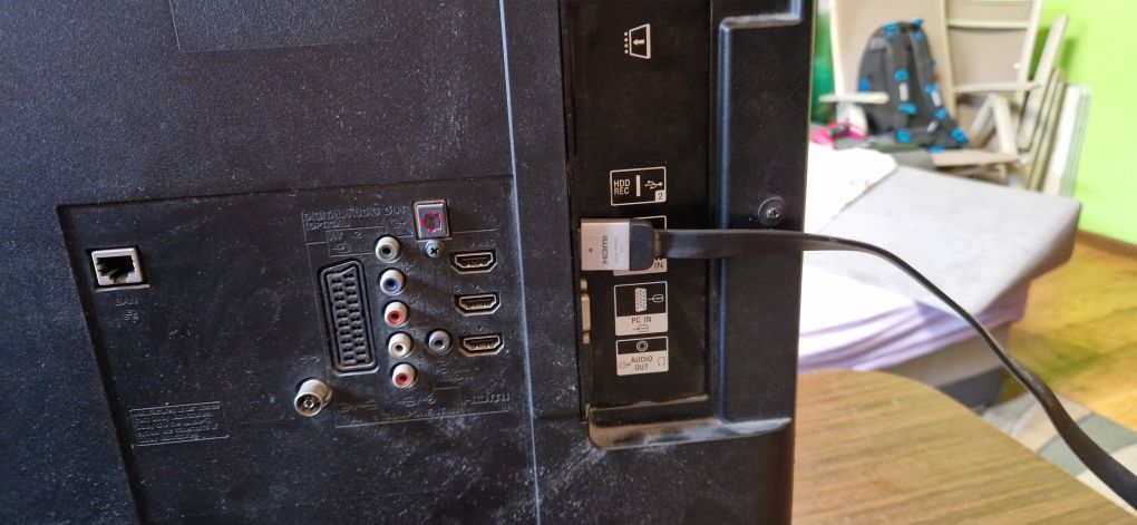 Tv sony KDL-46EX723 uszkodzony jak na zdj.