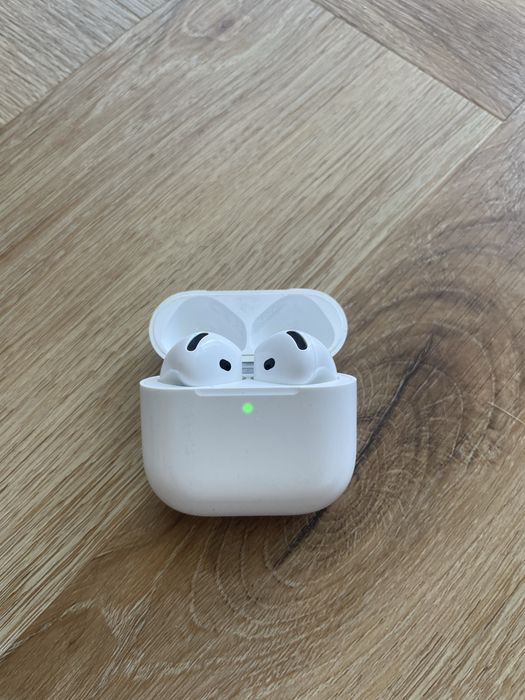 AirPods 4 (sem cancelamento de ruído)
