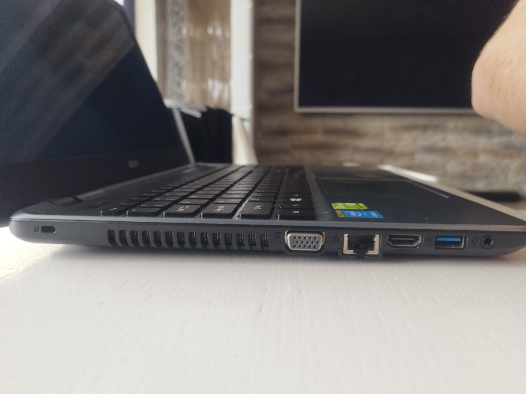 Laptop Acer E5-571G Intel Core I3 GeForce 1TB HDD