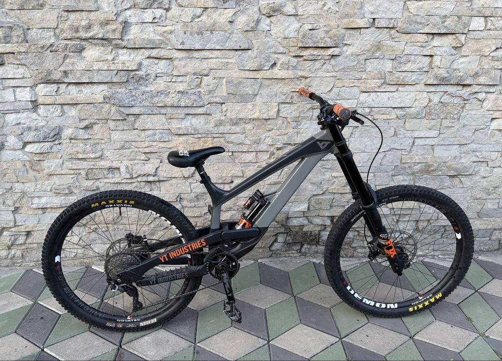 YT Industries (YT Tues)