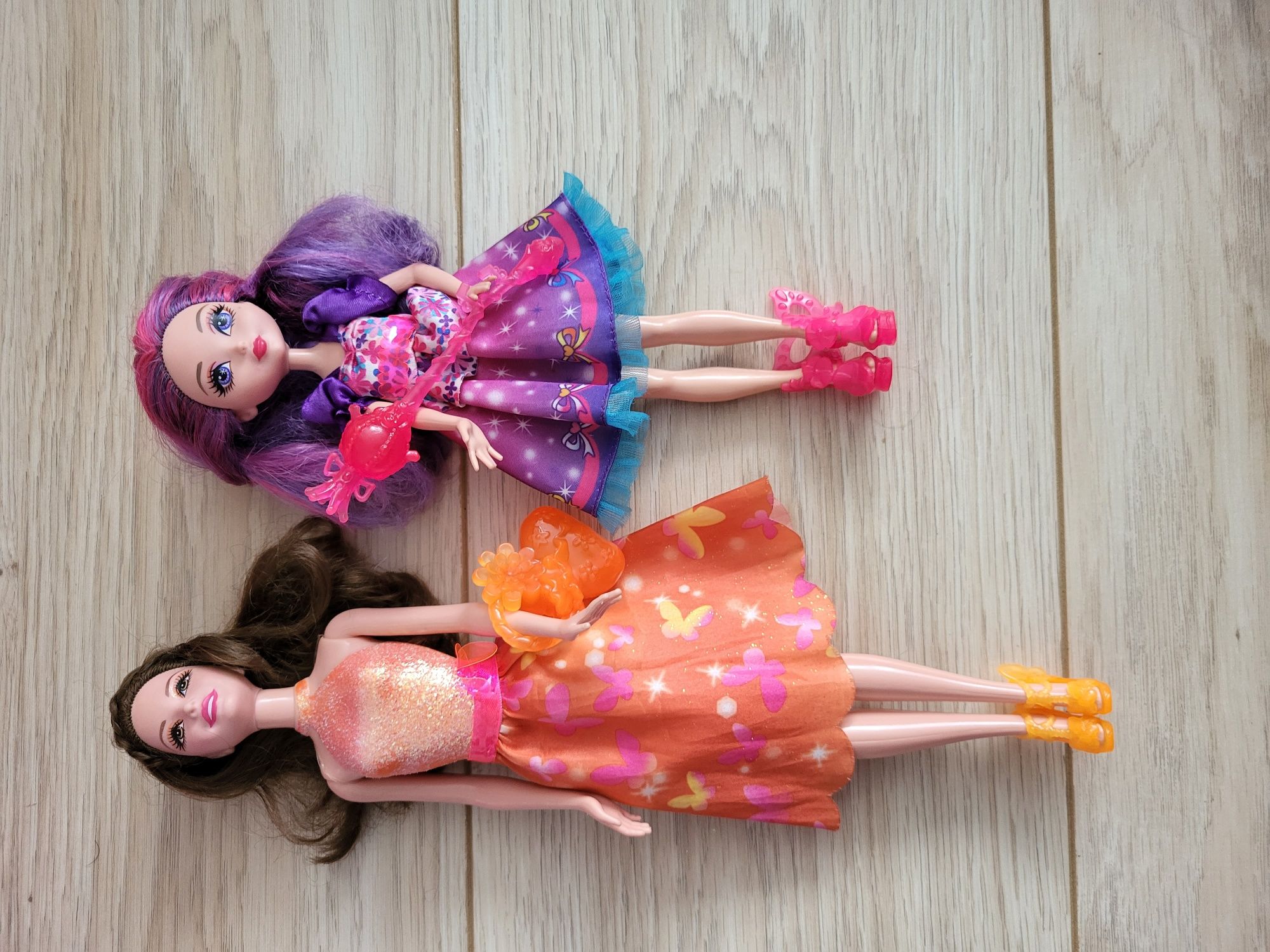 Domek Barbie Magiczne Drzwi + 2 lalki