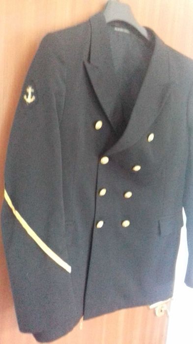 3 Fatos de gala da Marinha Portuguesa