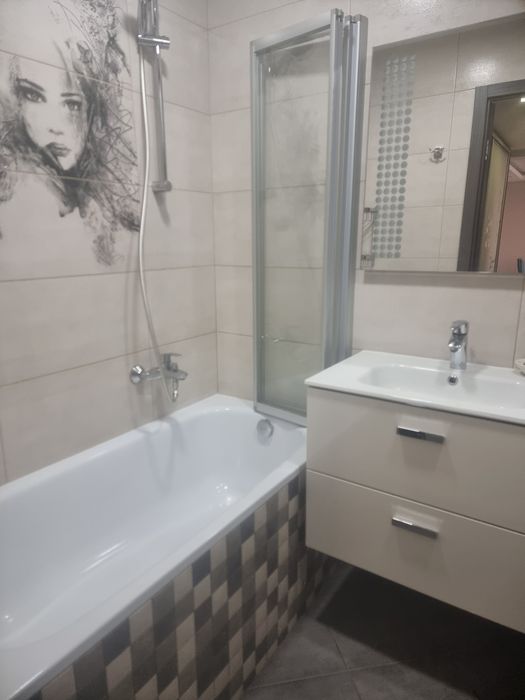 Шикарна 3к з ремонтом та  видом на Дніпро, Сонячна набережна.  ТОРГ!