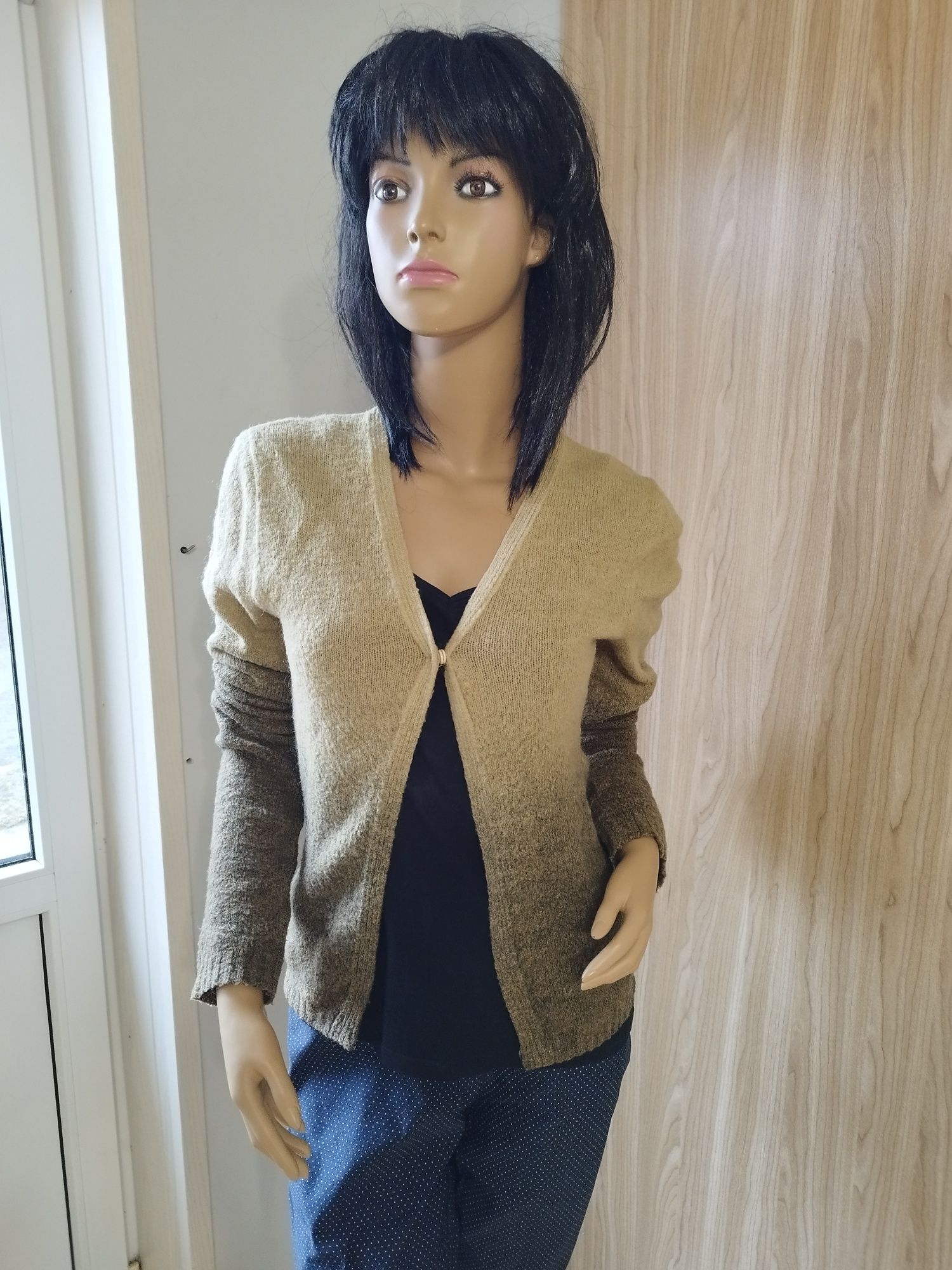 Sweterek cieniowany roz.M / ZARA