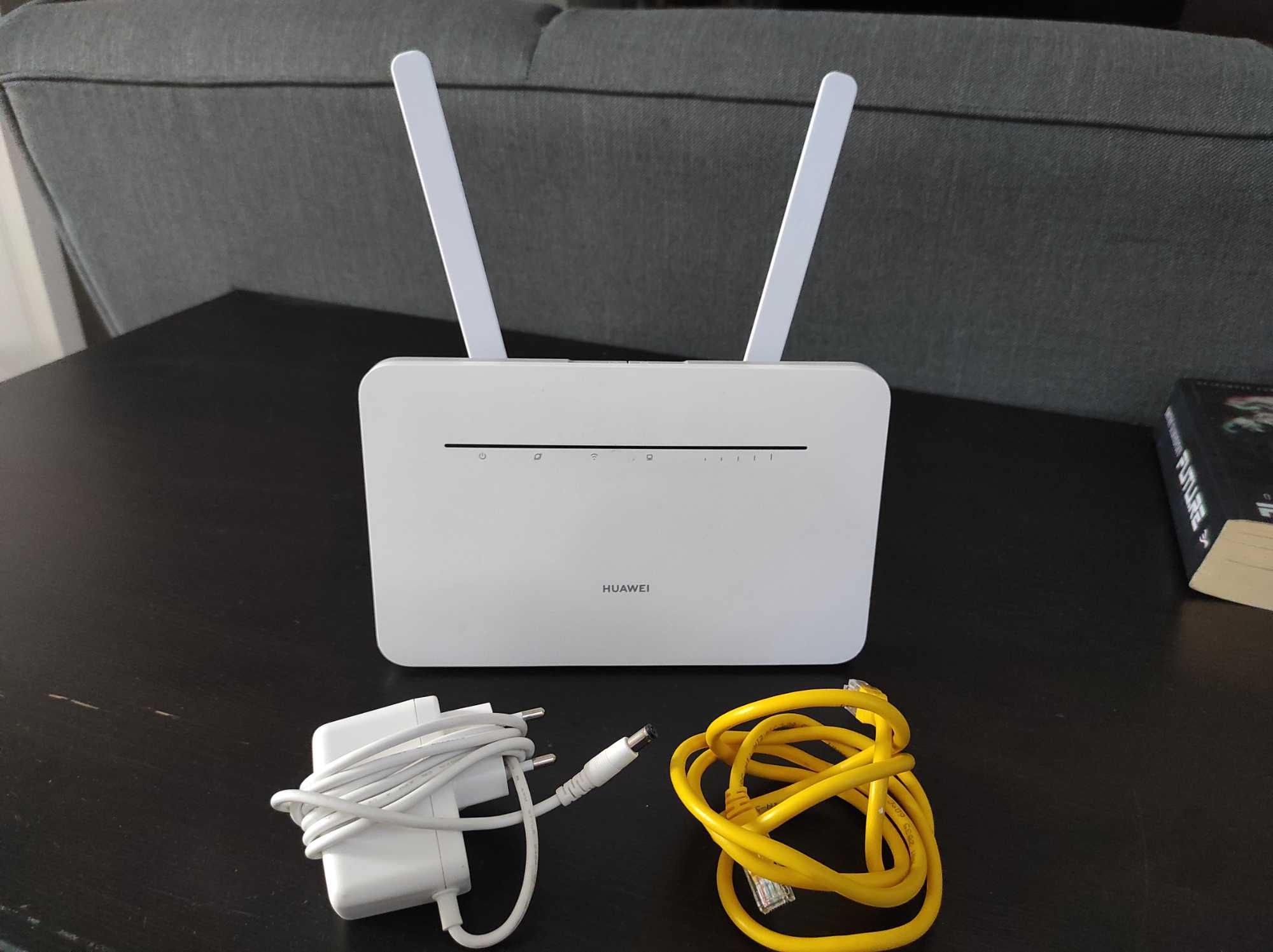 B535-232 white / Huawei 4G Router 3 Pro