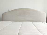 Cama casal bege IKEA