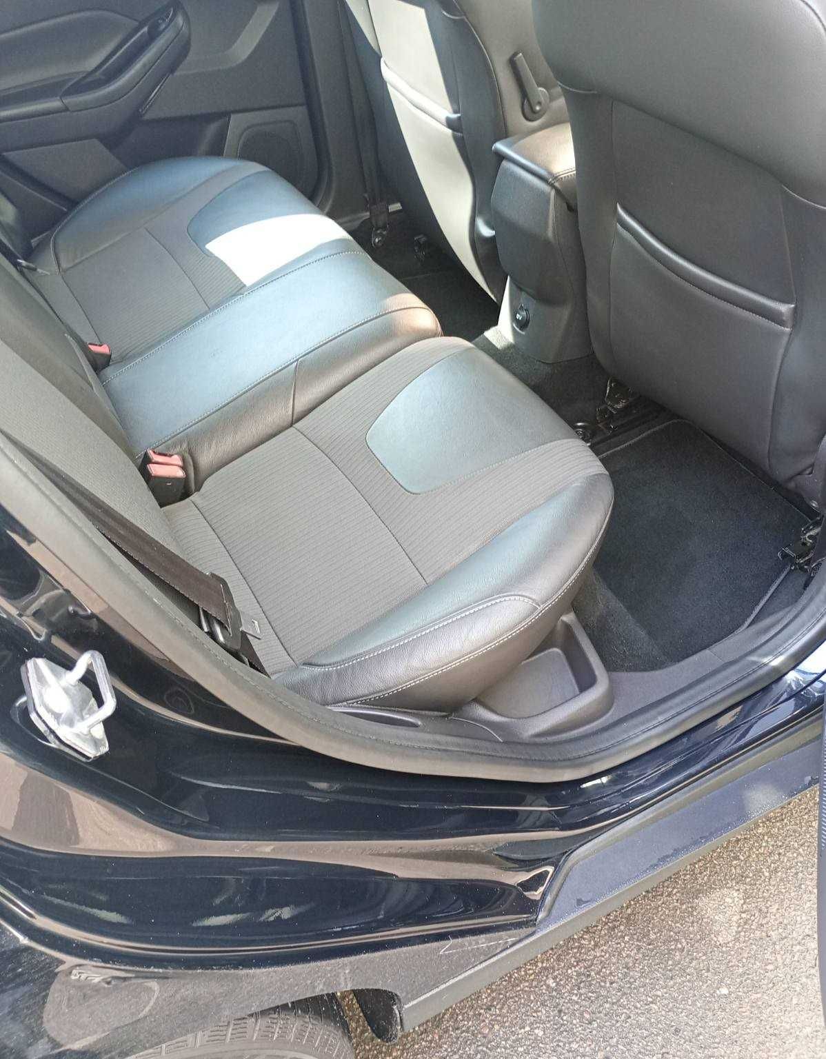 Продам FORD focus III Titanium