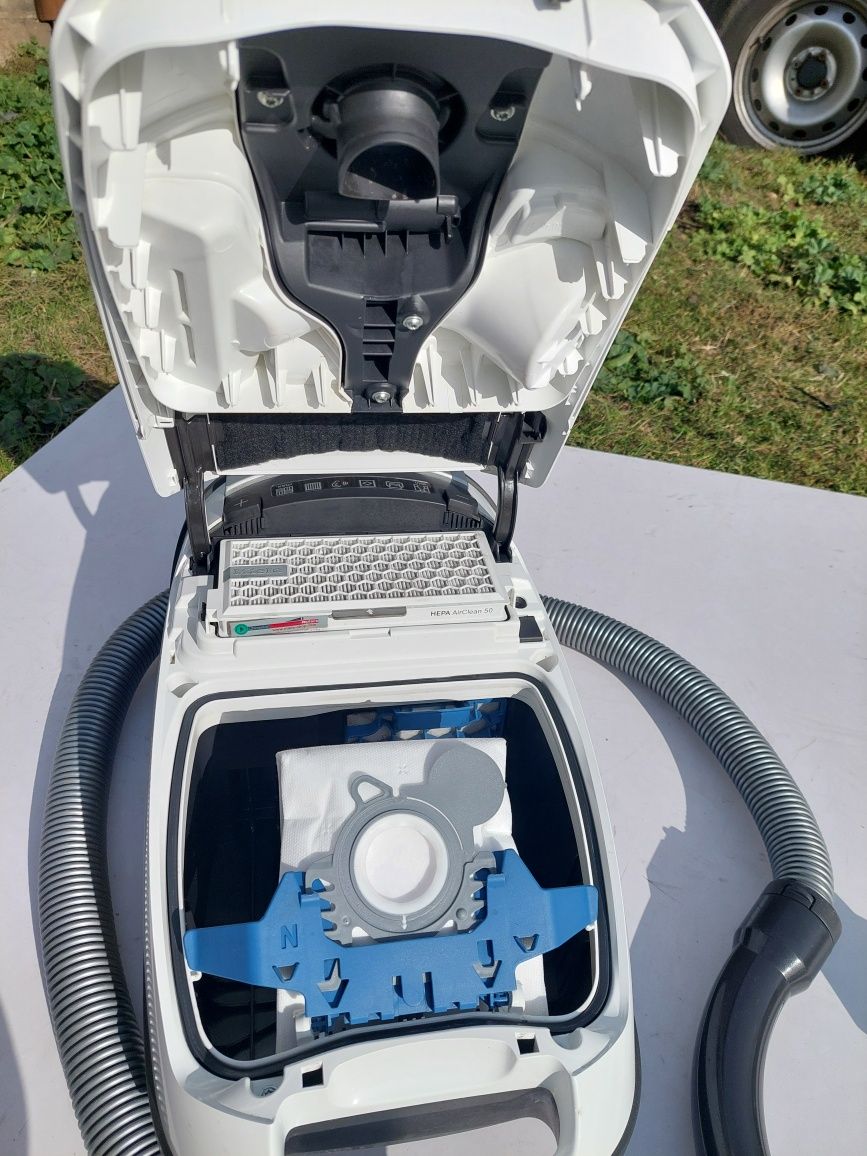 Odkurzacz miele s8 silence