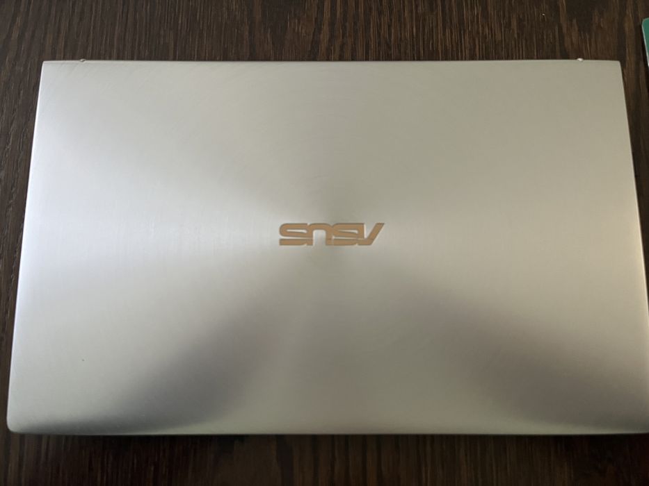 Ноутбук Asus ZenBook