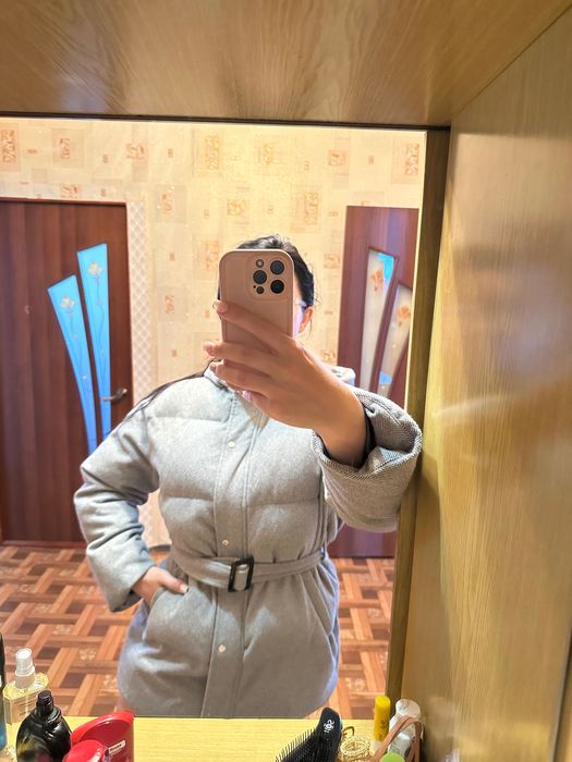 Тепла стильна зимова куртка пуховик