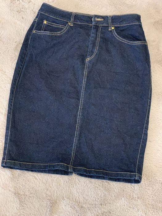 Джинсова юбка прямого крою