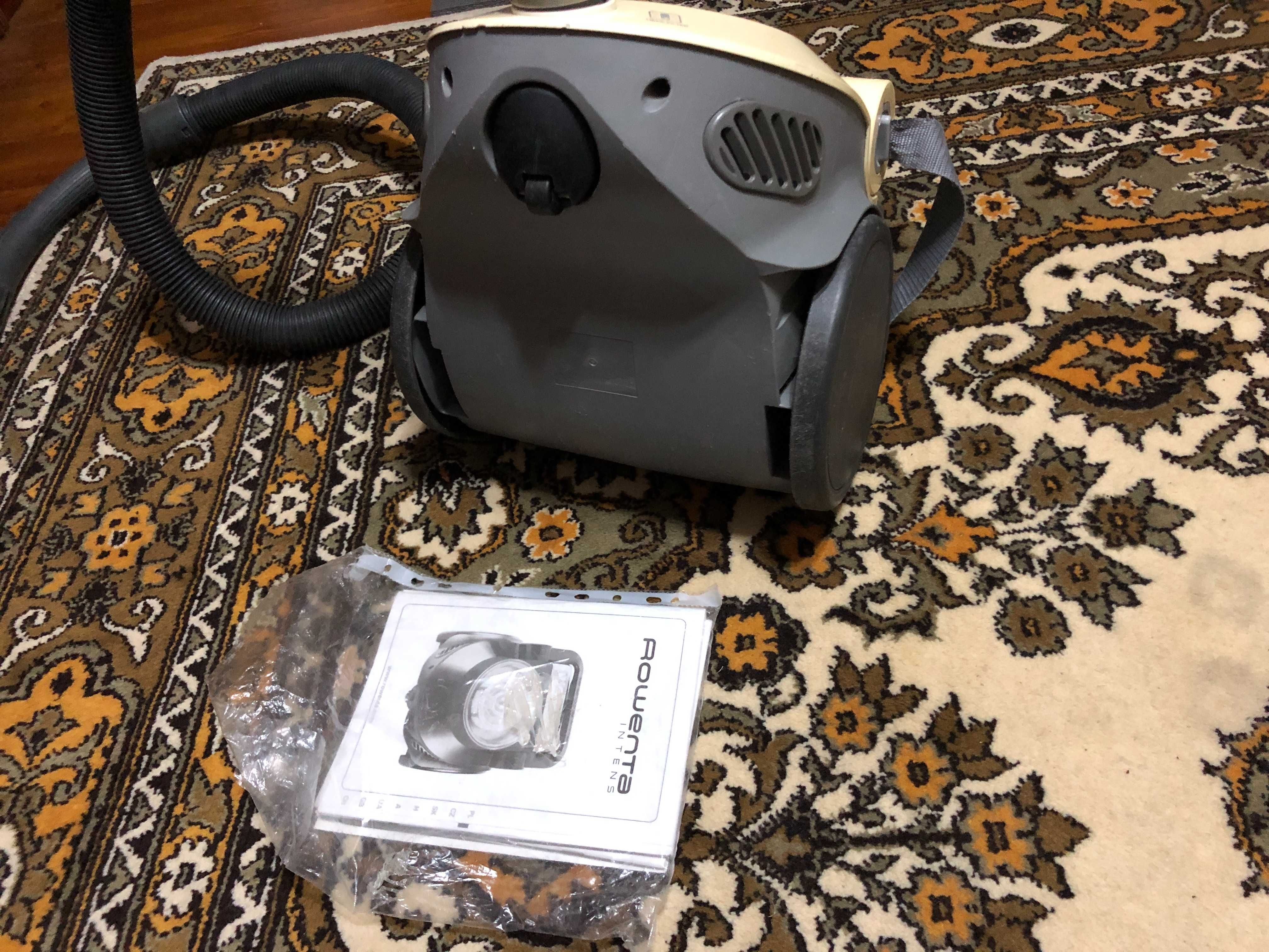 Пилосос пилосмок контейнерний Rowenta RO6517 1900W