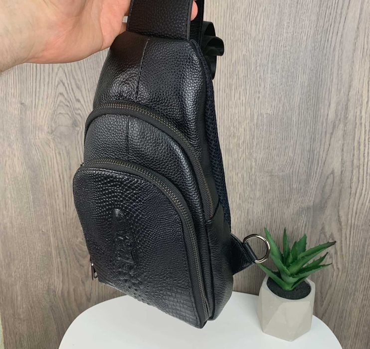 Мужская кожаная бананка сумка барсетка на грудь крокодил рептилия 2в1