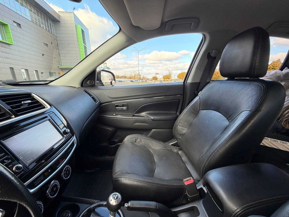 Avtoreal Mitsubishi Outlander Sport
2017