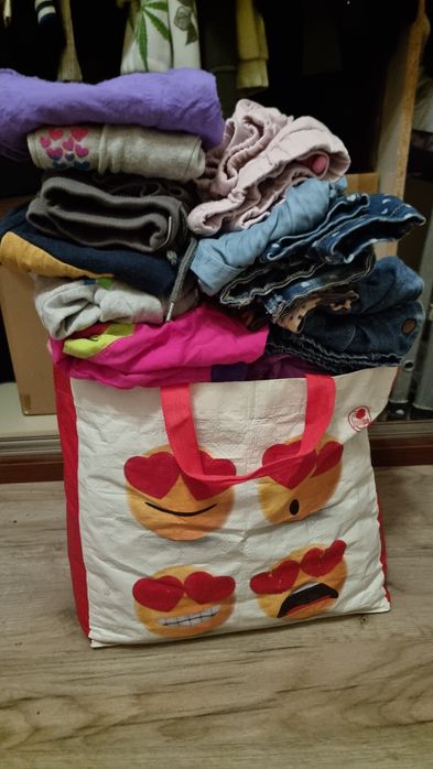 Paczka paka ubrań dla dziewczynki rozmiar 104