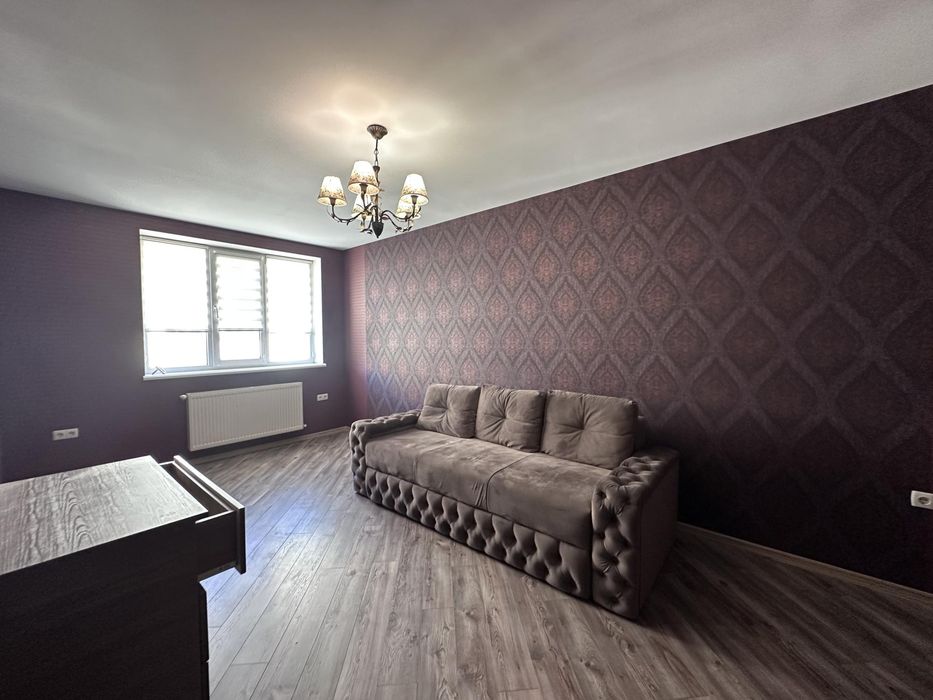 Продам 2 кім.кв в центрі.Заходь та живи!